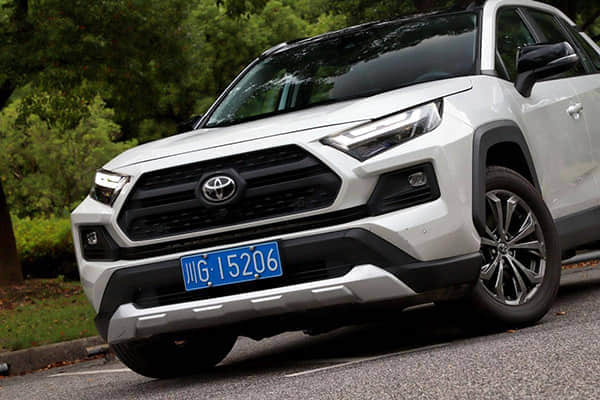 全新丰田卡罗拉官方预告图发布 新车将于本月东京车展正式亮相