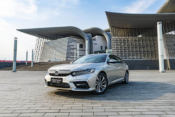 每天车闻：长安汽车：未来3年公司将推出35款数智新汽车